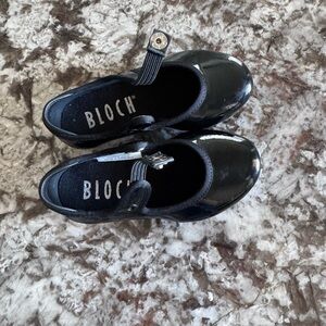 Bloch Kids Glossy Black Dress Shoes